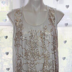 #318 Chico's White Dressy Tank with Gold Intricate Detail Size 3 (16)